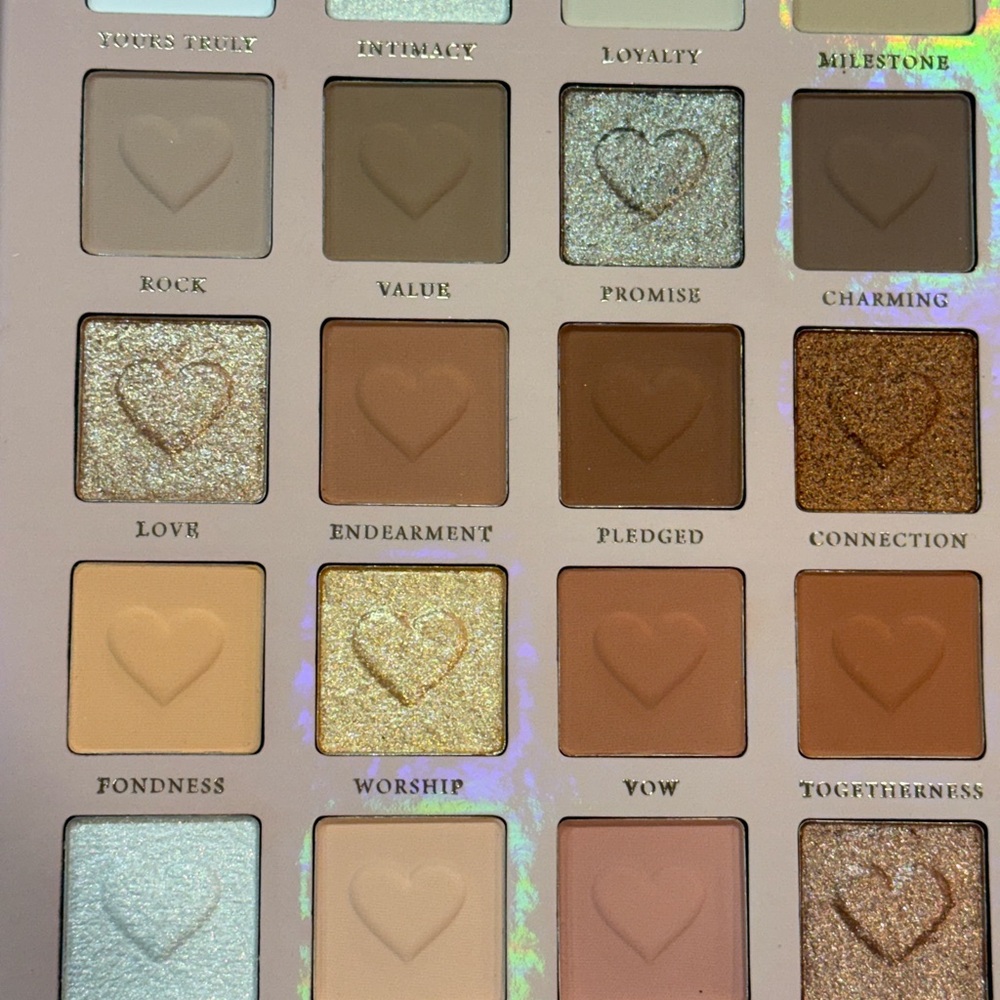 P Louise Wedding Wish XL Eyeshadow Palette. New in Box. Stunning palette!!! - Picture 10 of 15